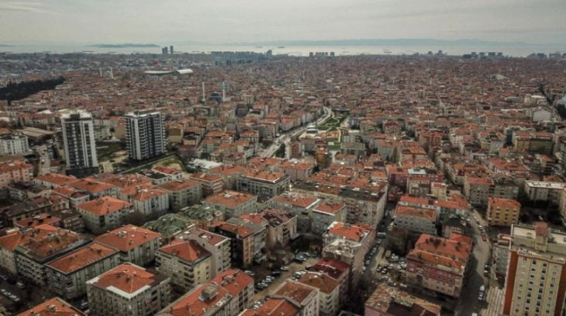 سكان إسطنبول يعيشون هاجس وقوع “الزلزال الكبير”
